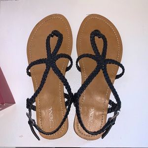 MERONA BLACK SANDALS
